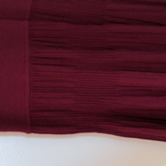 Club Monaco Italian yarn sleeveless sweater dress - Picture 3 of 3